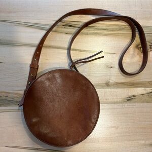 Madewell The Simple Circle Crossbody Purse